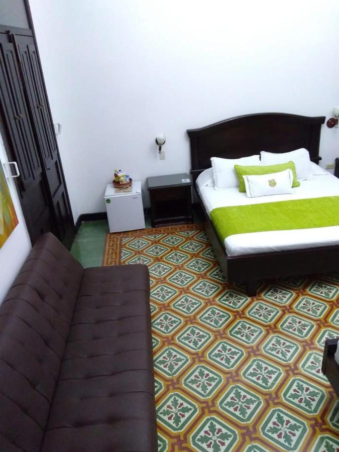 Hotel Casa Escobar Buga Exteriér fotografie