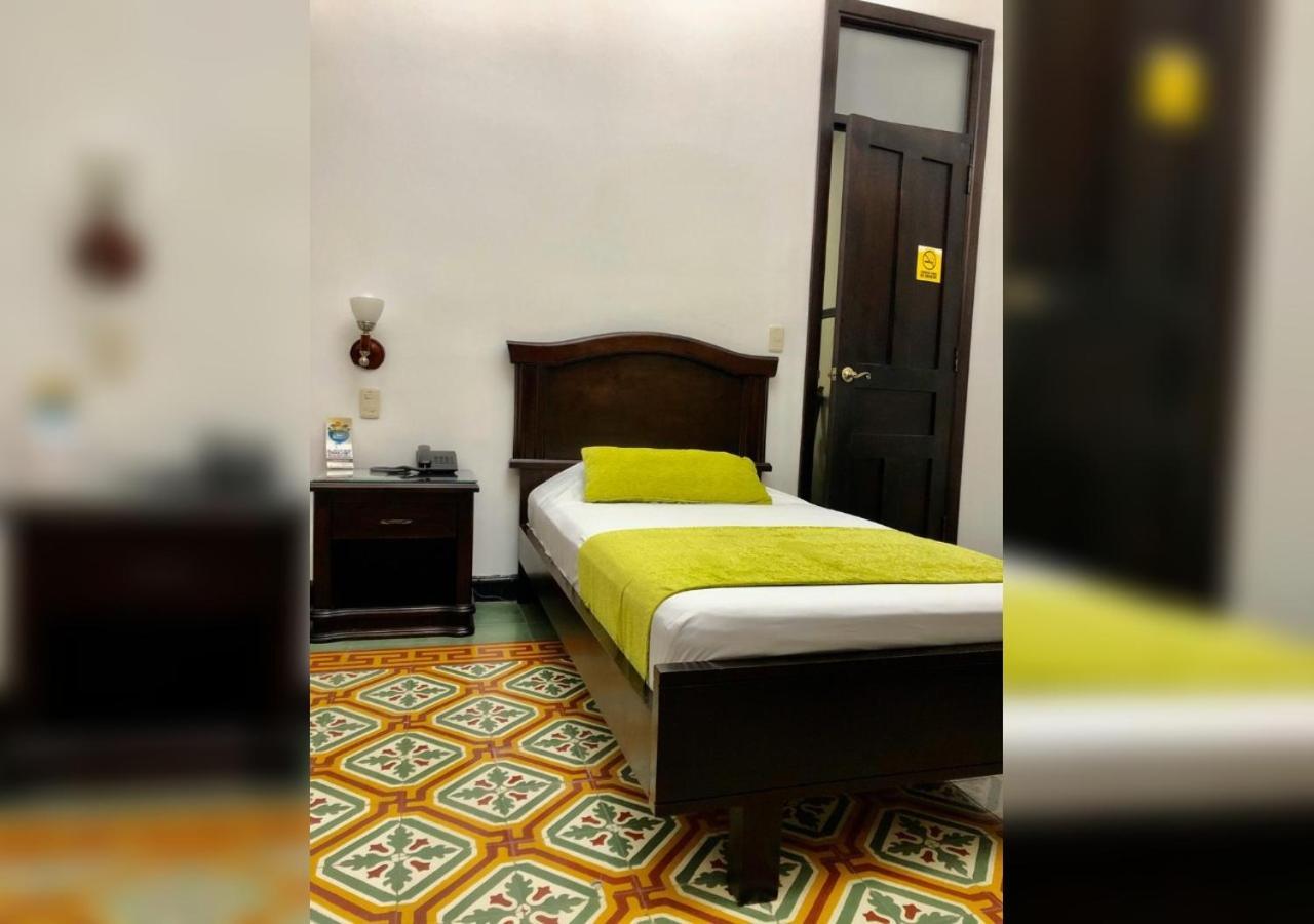 Hotel Casa Escobar Buga Exteriér fotografie